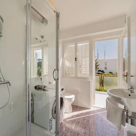 Appartamento Croatia Trogir, 4 Rooms, Pool 4km