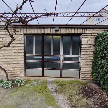 דירה Croatia Trogir, 4 Rooms, Pool 4km טרוגיר